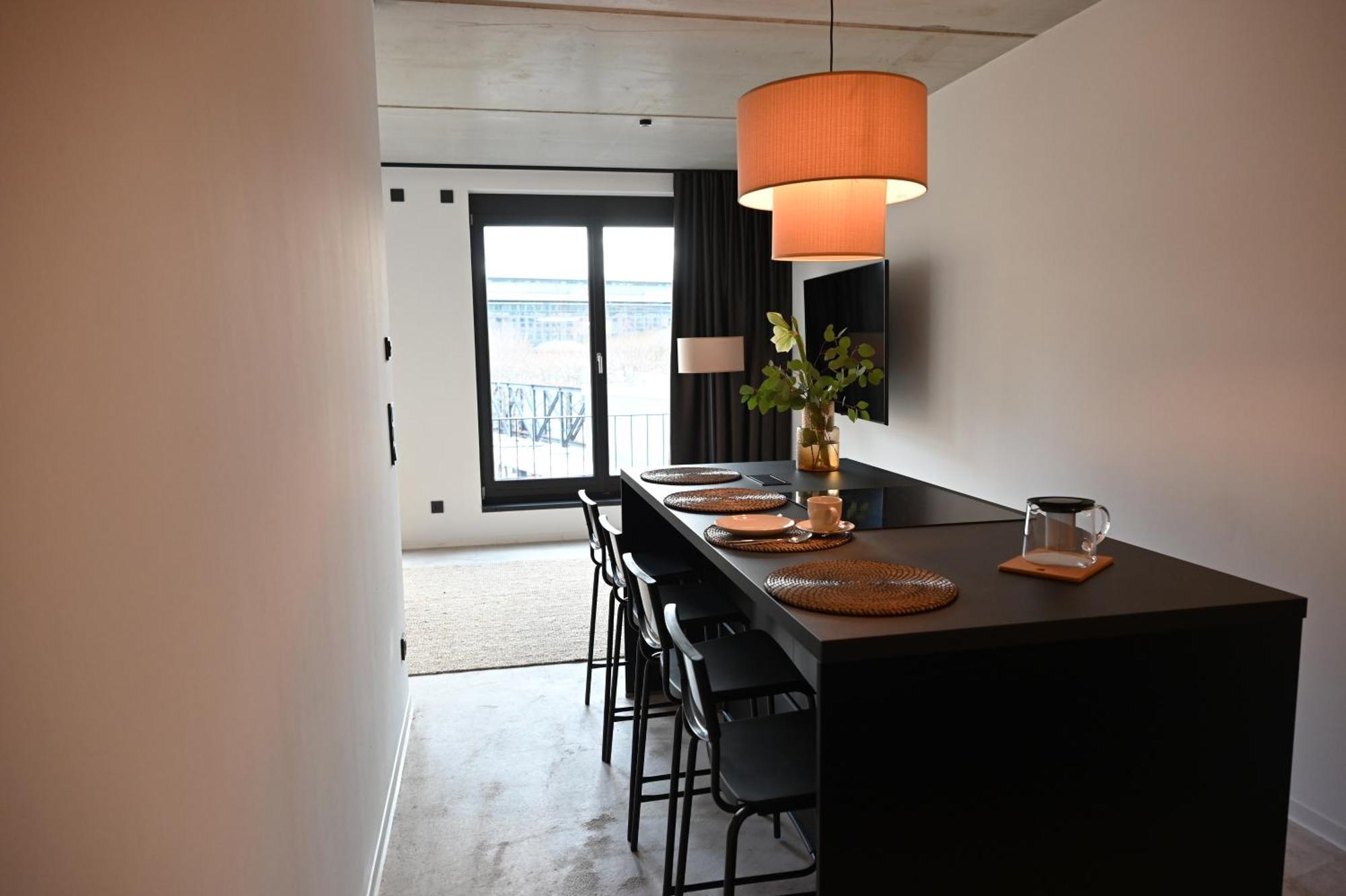 Eiwelhome - Stilvoll, Urban-Ruhig Schlafen, Bahnhofsnah, Balkon Erfurt Bagian luar foto