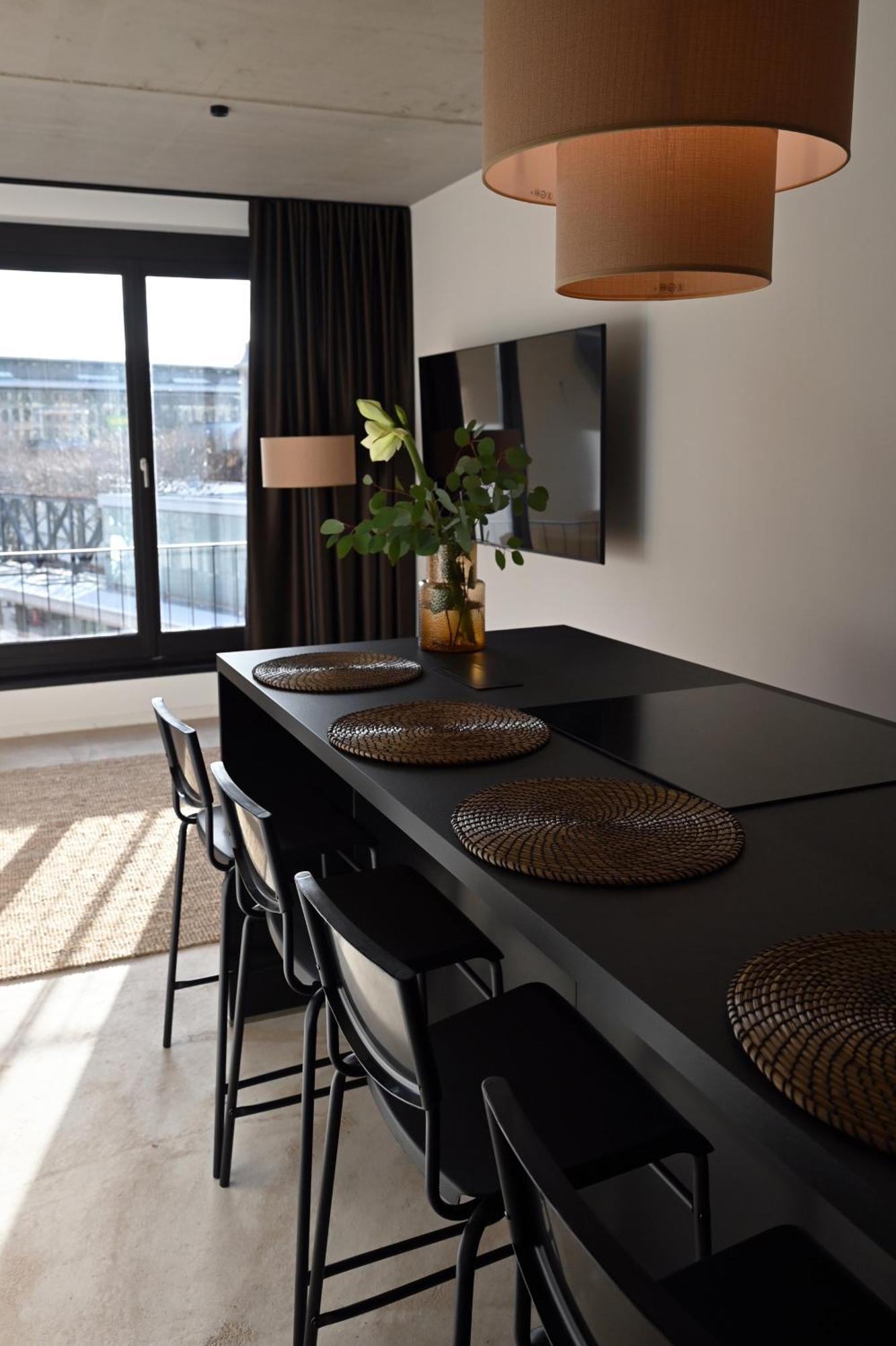 Eiwelhome - Stilvoll, Urban-Ruhig Schlafen, Bahnhofsnah, Balkon Erfurt Bagian luar foto