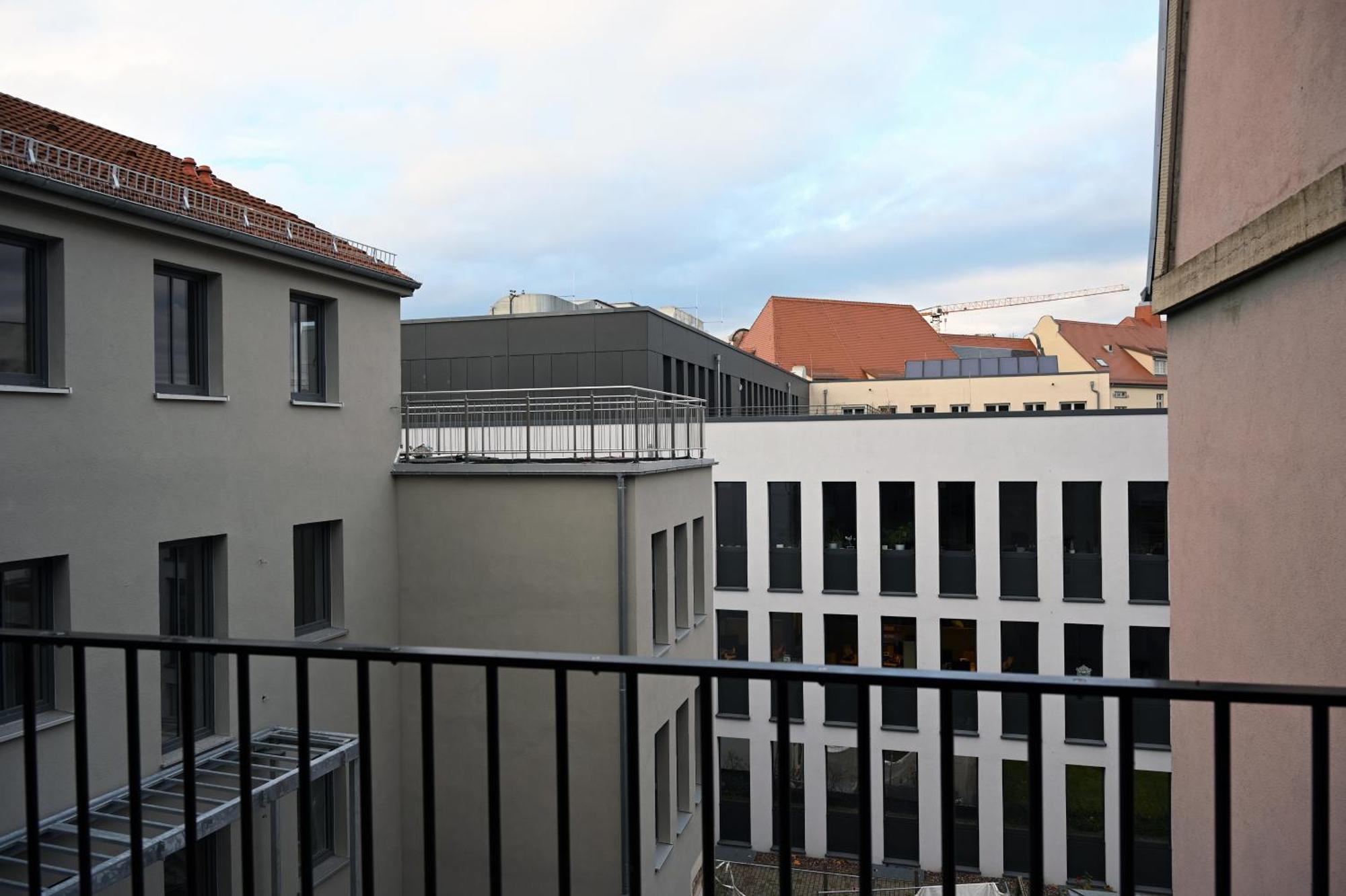 Eiwelhome - Stilvoll, Urban-Ruhig Schlafen, Bahnhofsnah, Balkon Erfurt Bagian luar foto